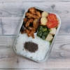 2/3~2/7のお弁当（なすと豚肉の甜麺醤炒め、サーモンメンチカツ、照り焼きハンバーグ