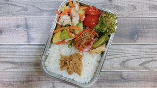 肉野菜炒め弁当