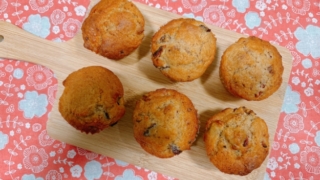 なつめとクコの実マフィン