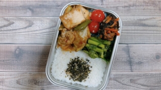 厚揚げ入り回鍋肉弁当