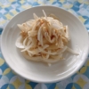 鶏ささみと新玉ねぎの生姜風味ごま和え